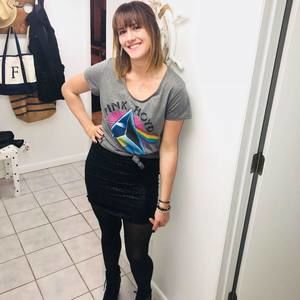 Meet your Posher, Jillian